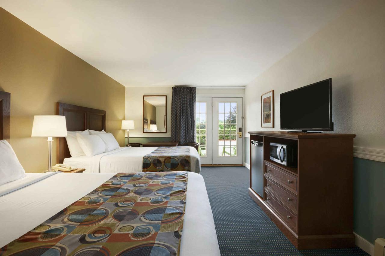 Days Inn By Wyndham Shelburne/Burlington Quarto foto